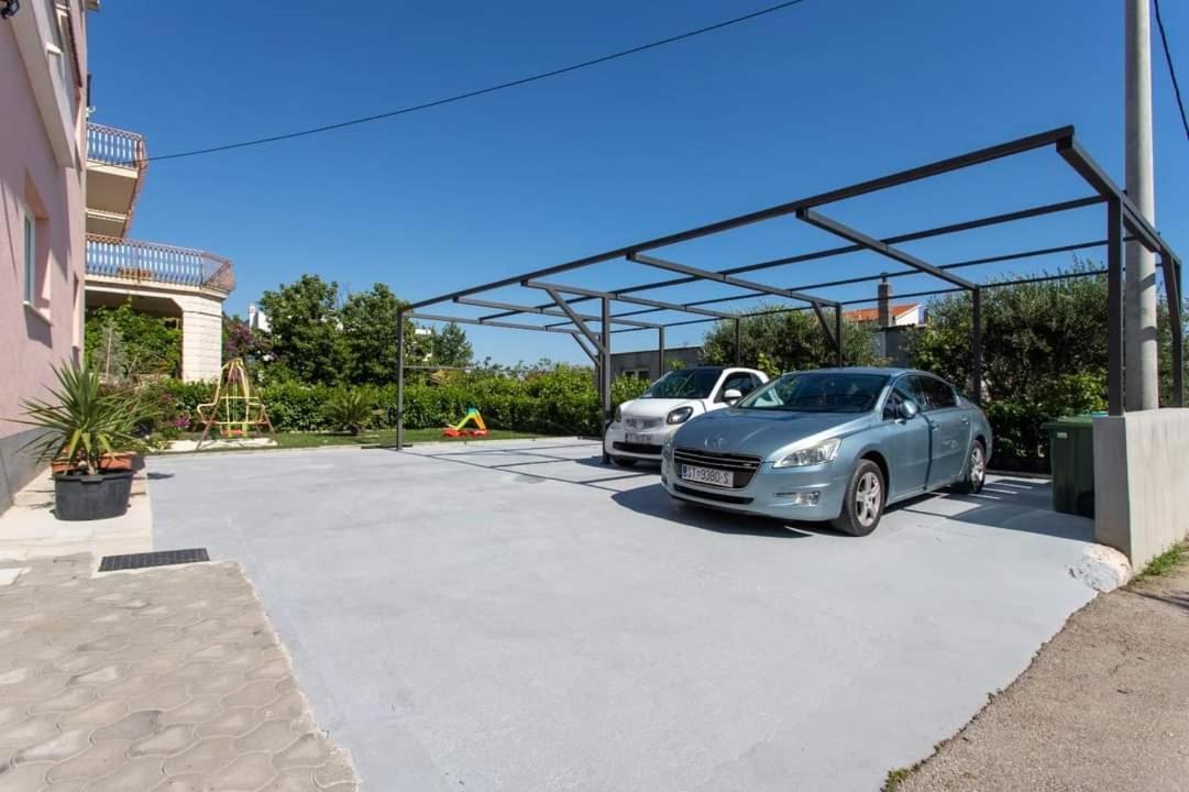 Villa Apartments Brecic 1 Kastela Exterior photo