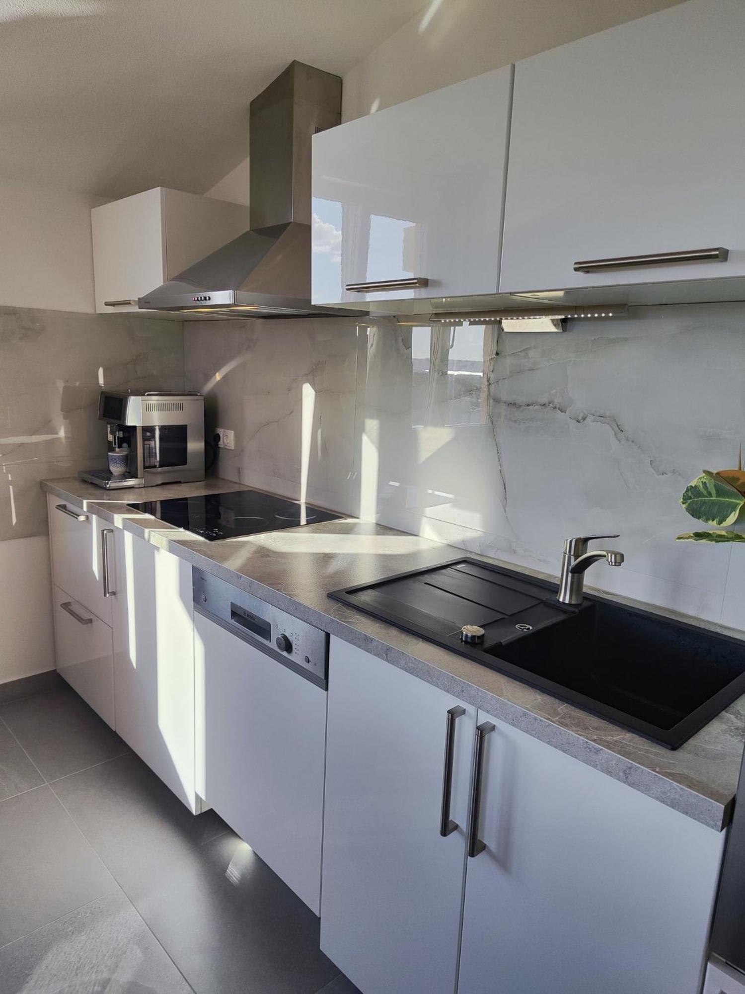 Villa Apartments Brecic 1 Kastela Exterior photo